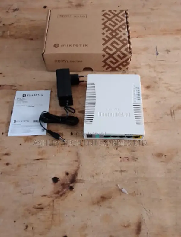 MikroTik RB951Ui-2HnD 5-Port Network Router