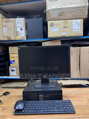 Desktop Computer Dell 8GB Intel Core i5 SSD 256GB