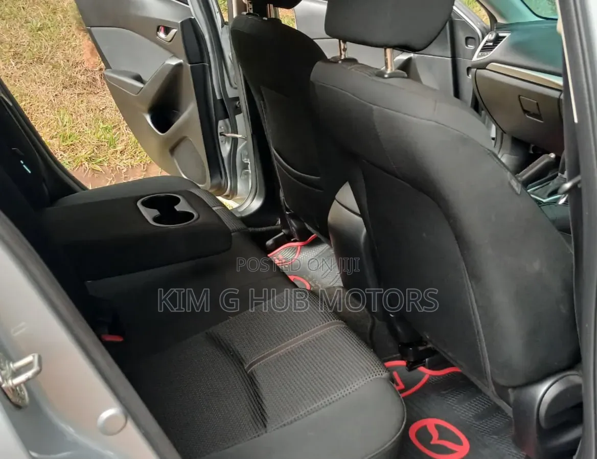 Mazda Axela 2017 Silver