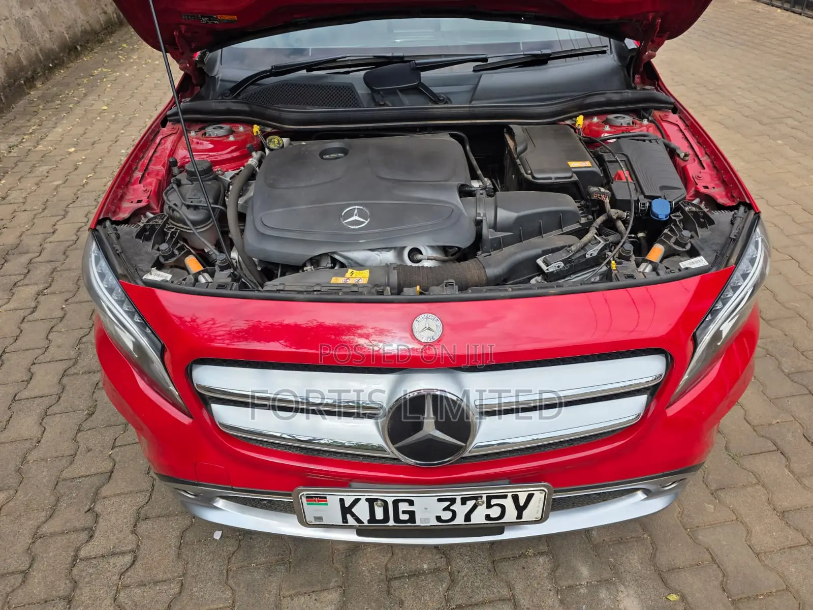 Mercedes-Benz GLA-Class 2016 Red