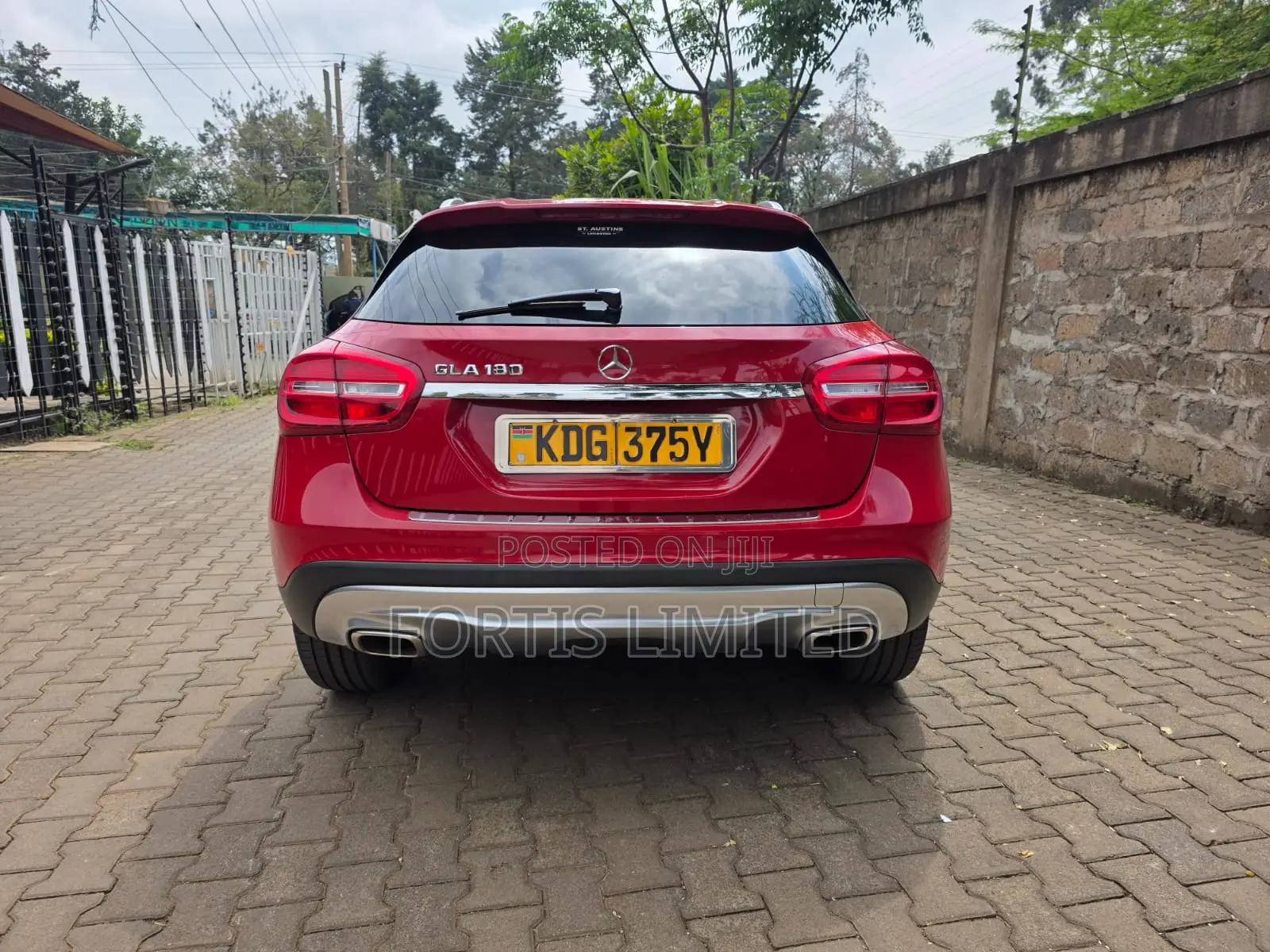 Mercedes-Benz GLA-Class 2016 Red