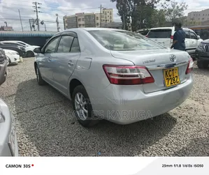 Toyota Premio 2012 Silver