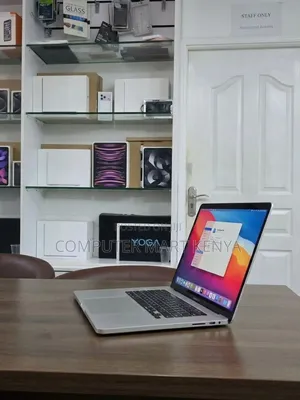 New Laptop Apple MacBook Pro 2019 16GB Intel Core i7 SSD 512GB