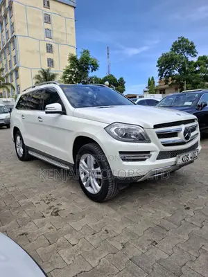 Mercedes-Benz GL-Class 350 BlueTEC 2016 White