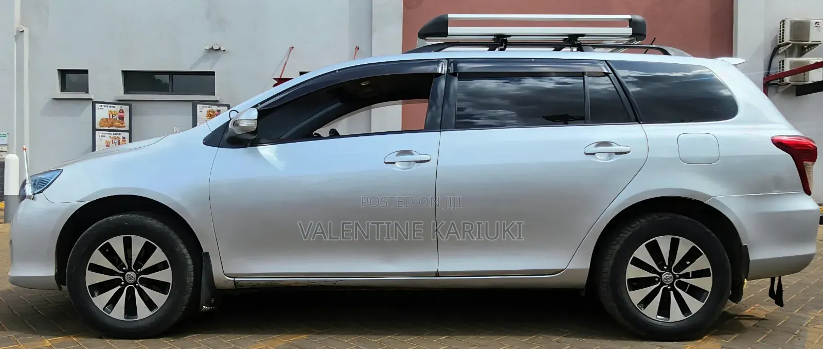 Toyota Corolla Fielder 2011 Silver