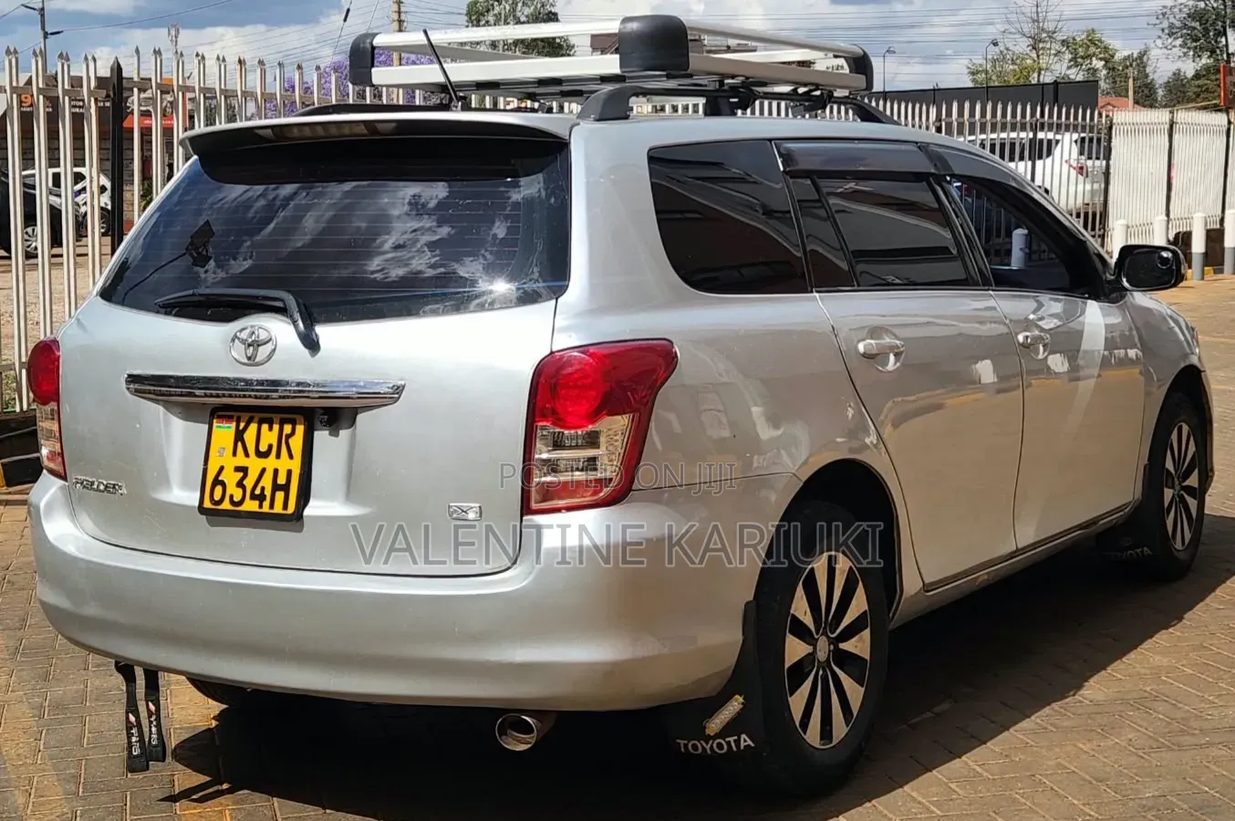 Toyota Corolla Fielder 2011 Silver