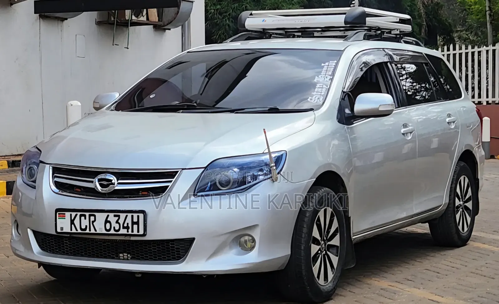 Toyota Corolla Fielder 2011 Silver