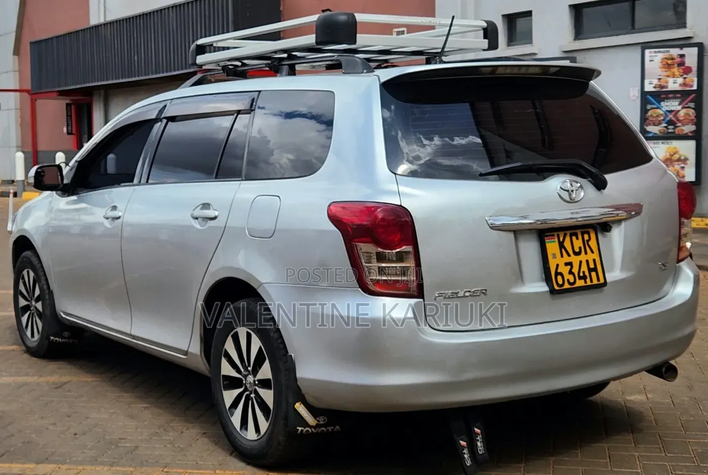 Toyota Corolla Fielder 2011 Silver