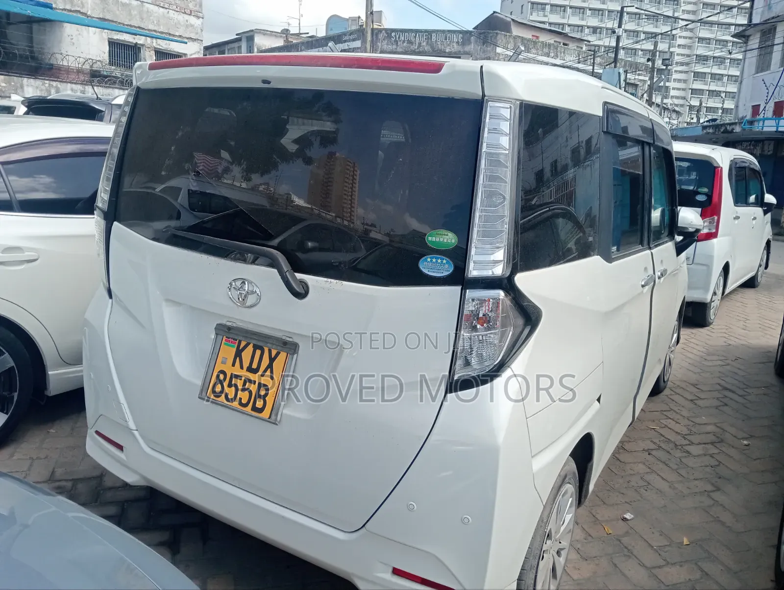 Toyota Tank 2019 White