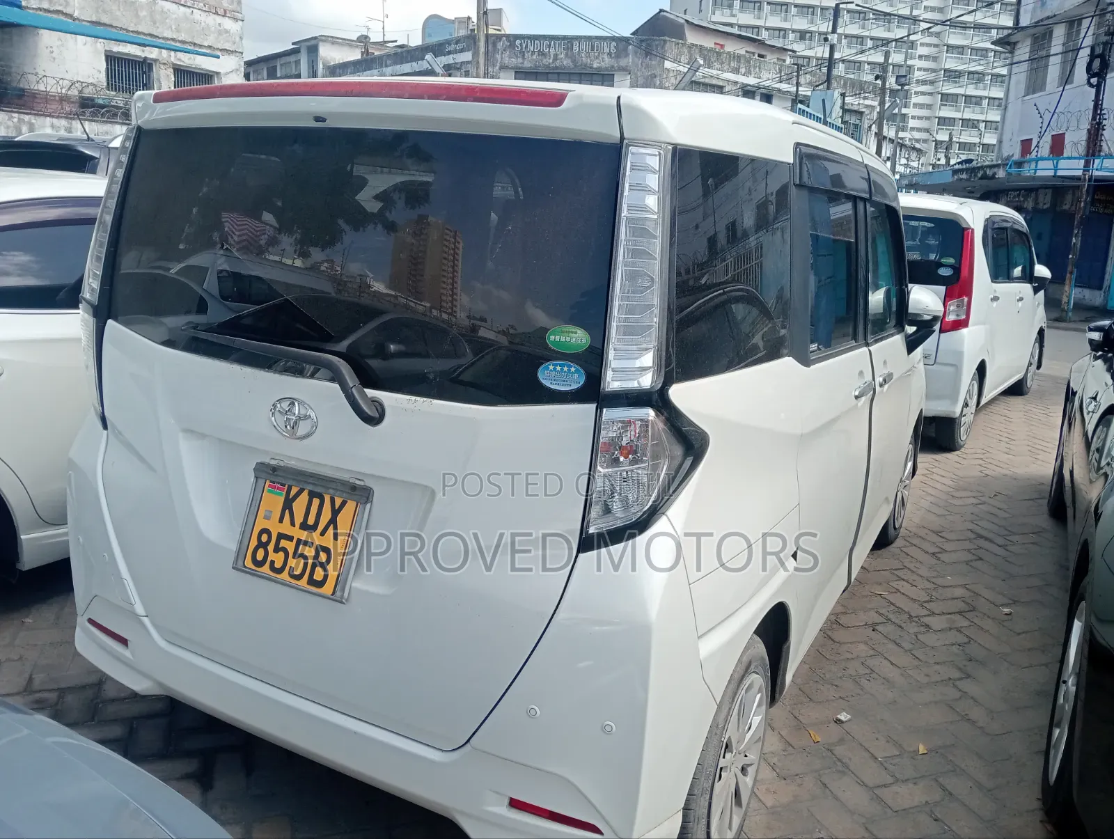 Toyota Tank 2019 White