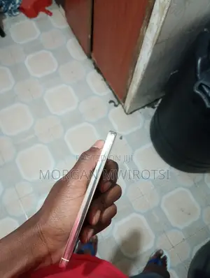 Samsung Galaxy S23 128 GB Gold