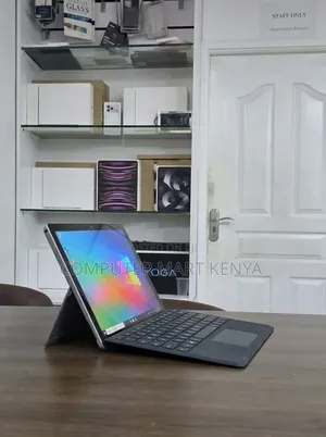 New Laptop Microsoft Surface Pro 5 8GB Intel Core i5 SSD 256GB