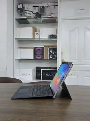 New Laptop Microsoft Surface Pro 5 8GB Intel Core i5 SSD 256GB