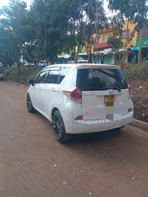 Toyota Ractis 2016 Pearl