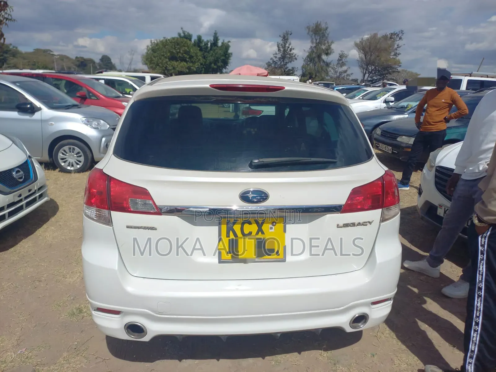 Subaru Legacy 2012 White