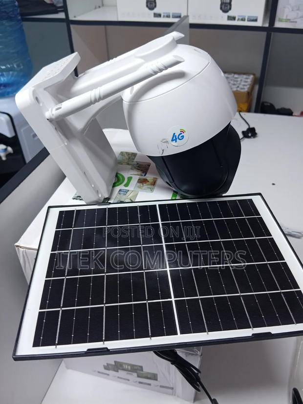 4G Solar Security Camera for Homes Without WiFi Connectivity - main view