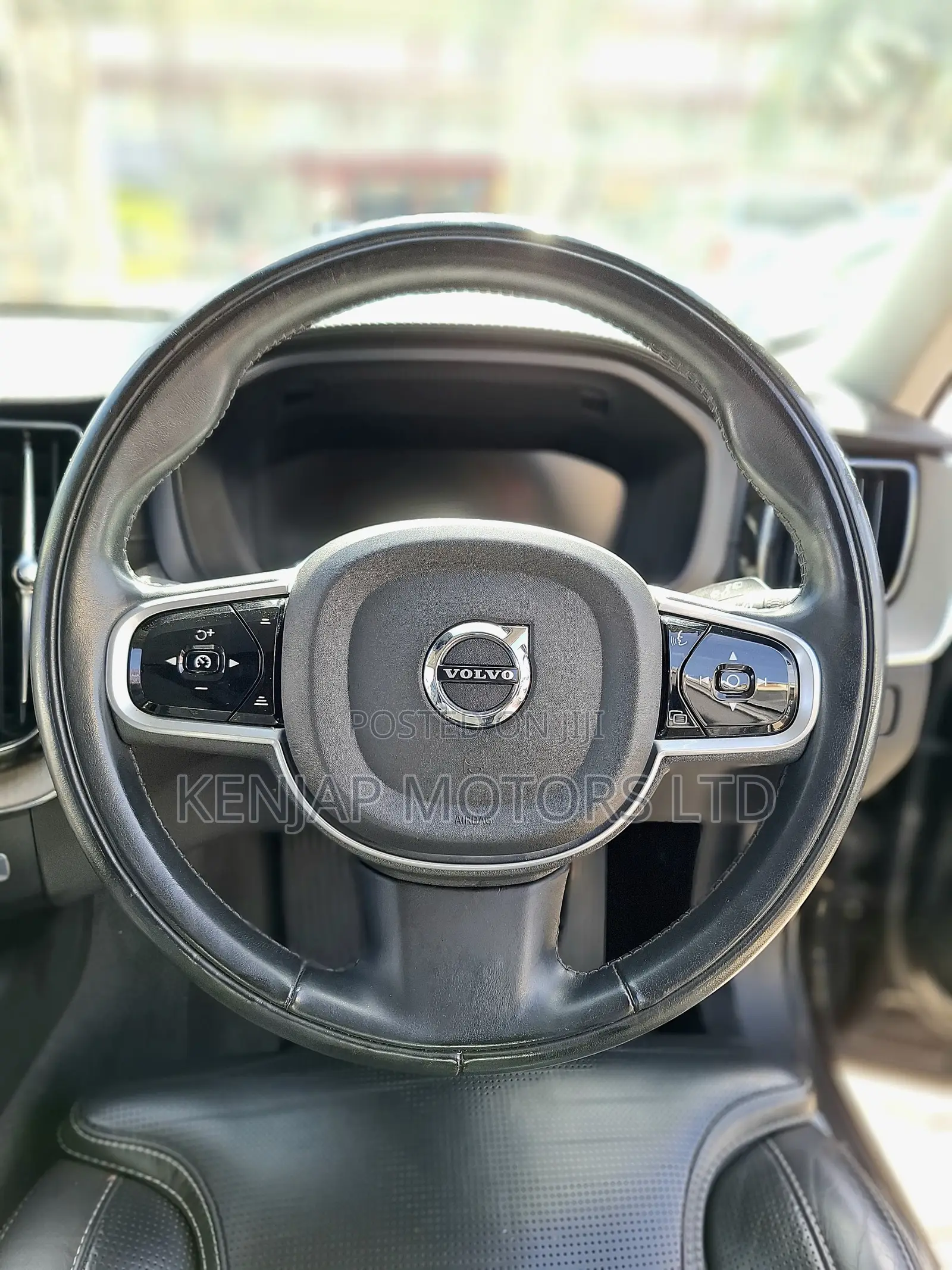 Volvo XC60 2019 Black