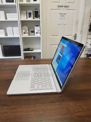 New Laptop Microsoft Surface Book 3 8GB Intel Core i5 SSD 256GB