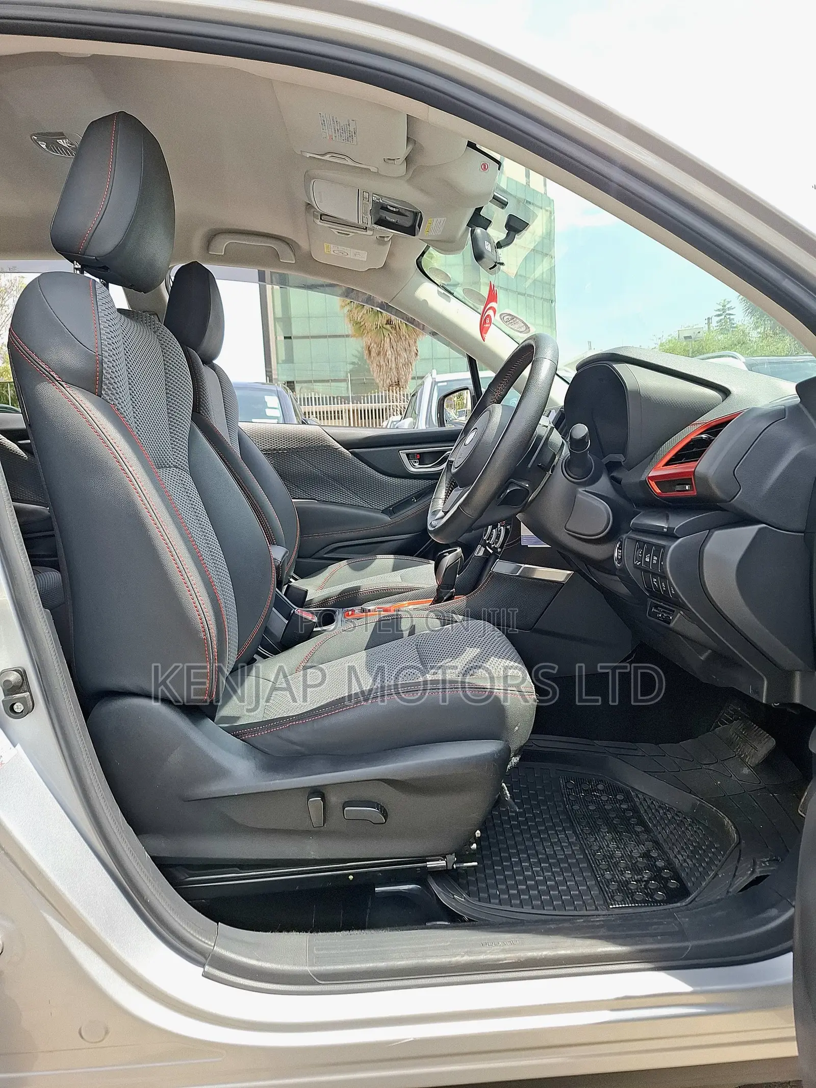 Subaru Forester 2018 Silver