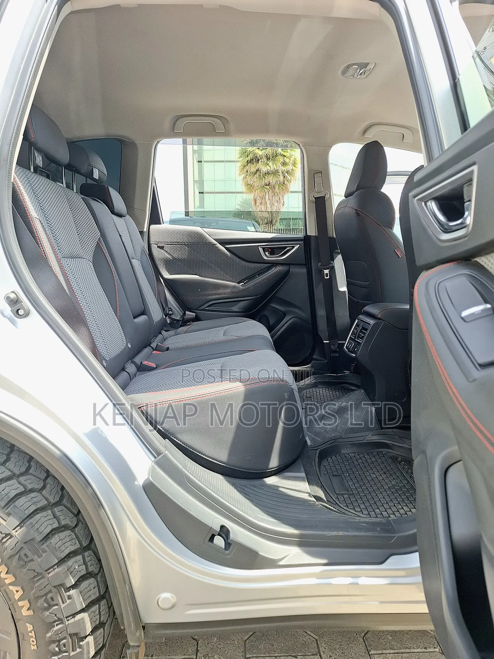 Subaru Forester 2018 Silver