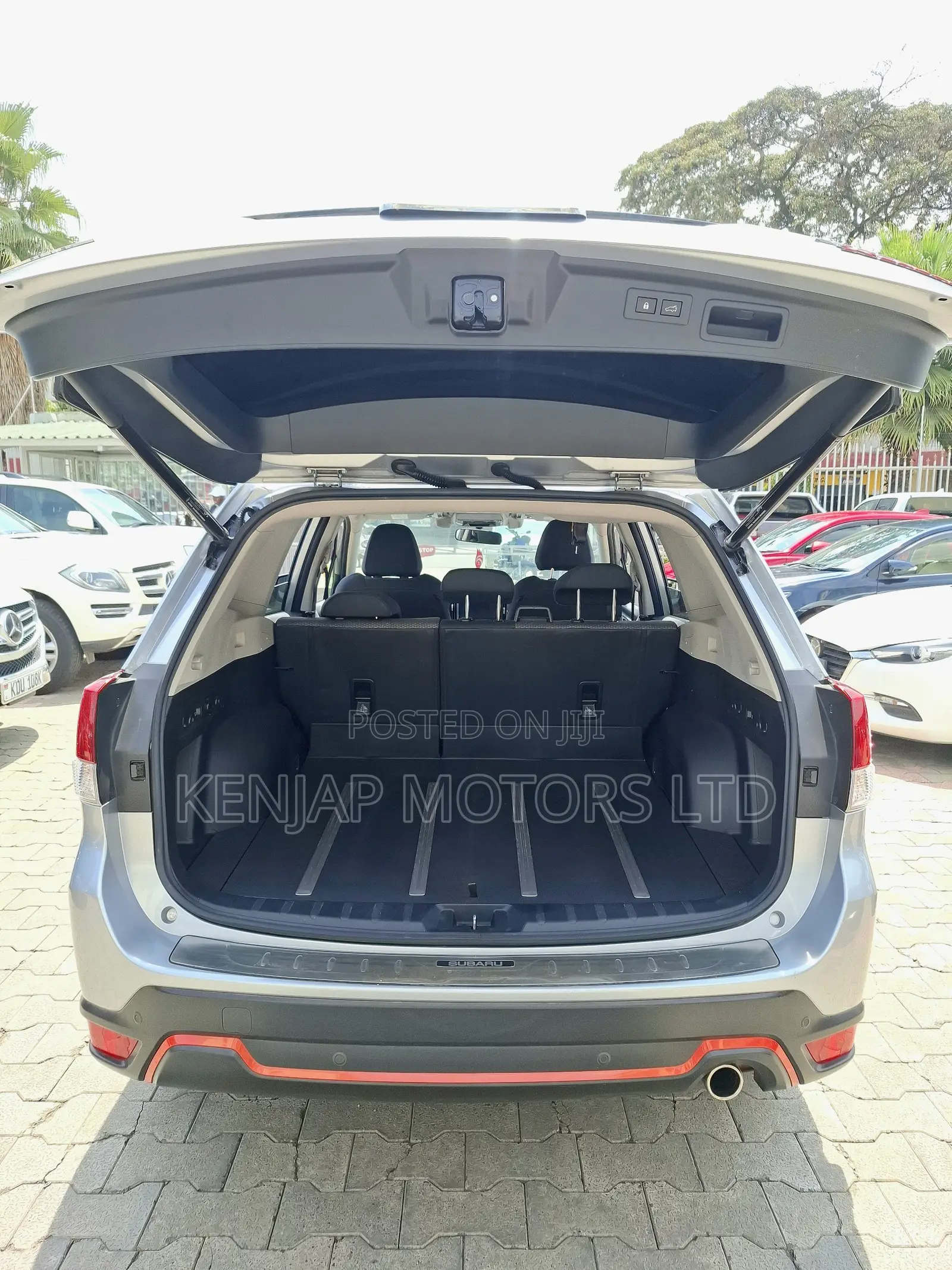 Subaru Forester 2018 Silver