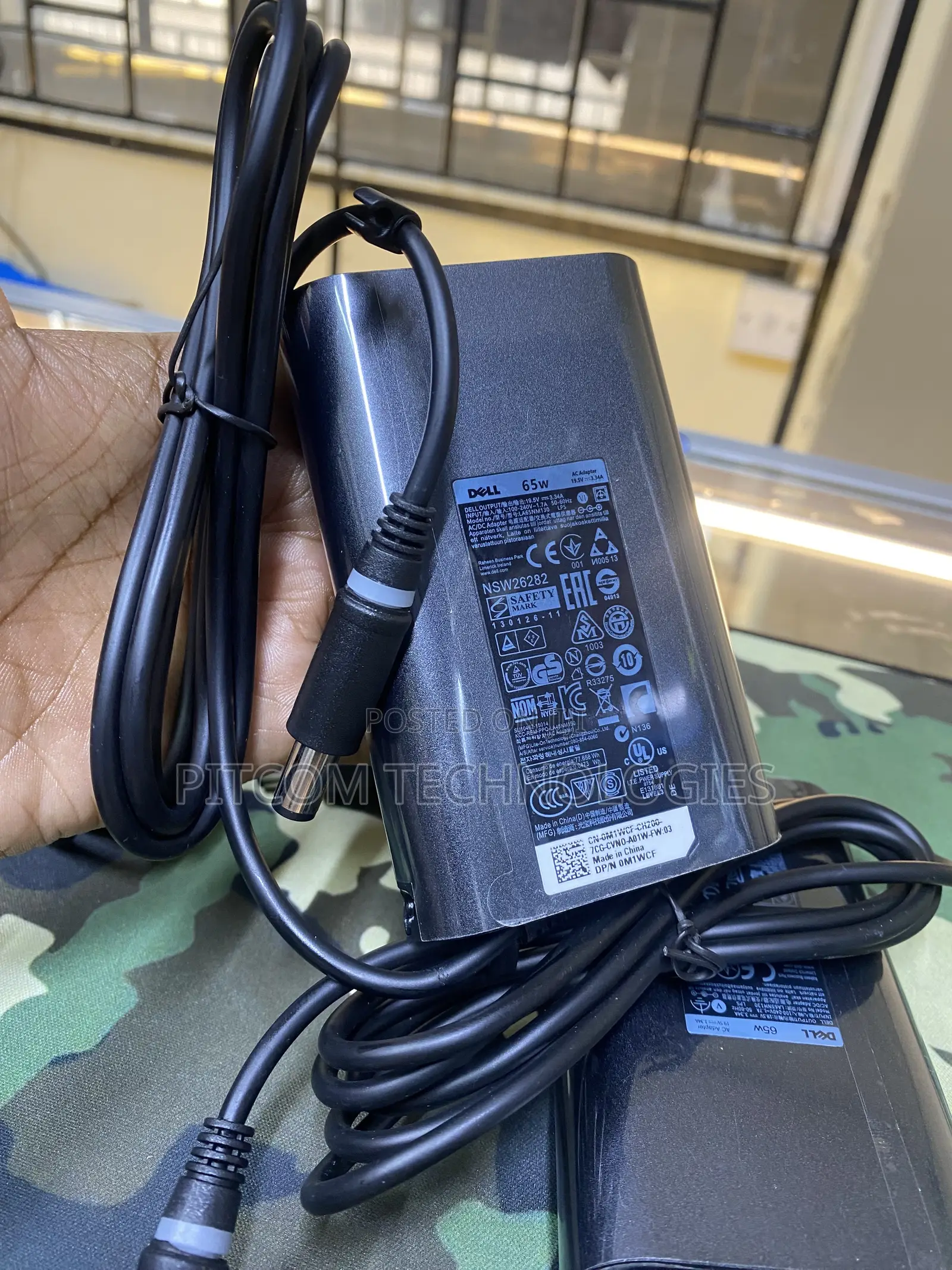 Dell Bigpin 65W Adapter