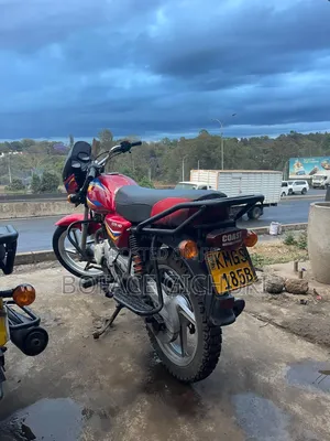 Bajaj Boxer 125 2024 Red