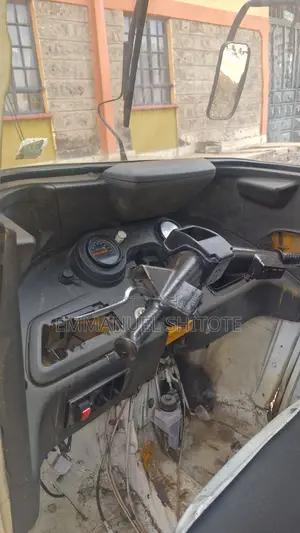 Bajaj RE 2016 Yellow