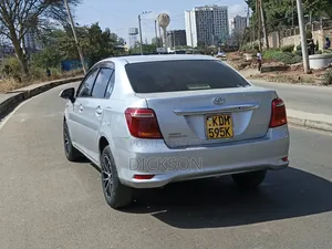 Toyota Axio 1.5 G 2WD 2016 Silver