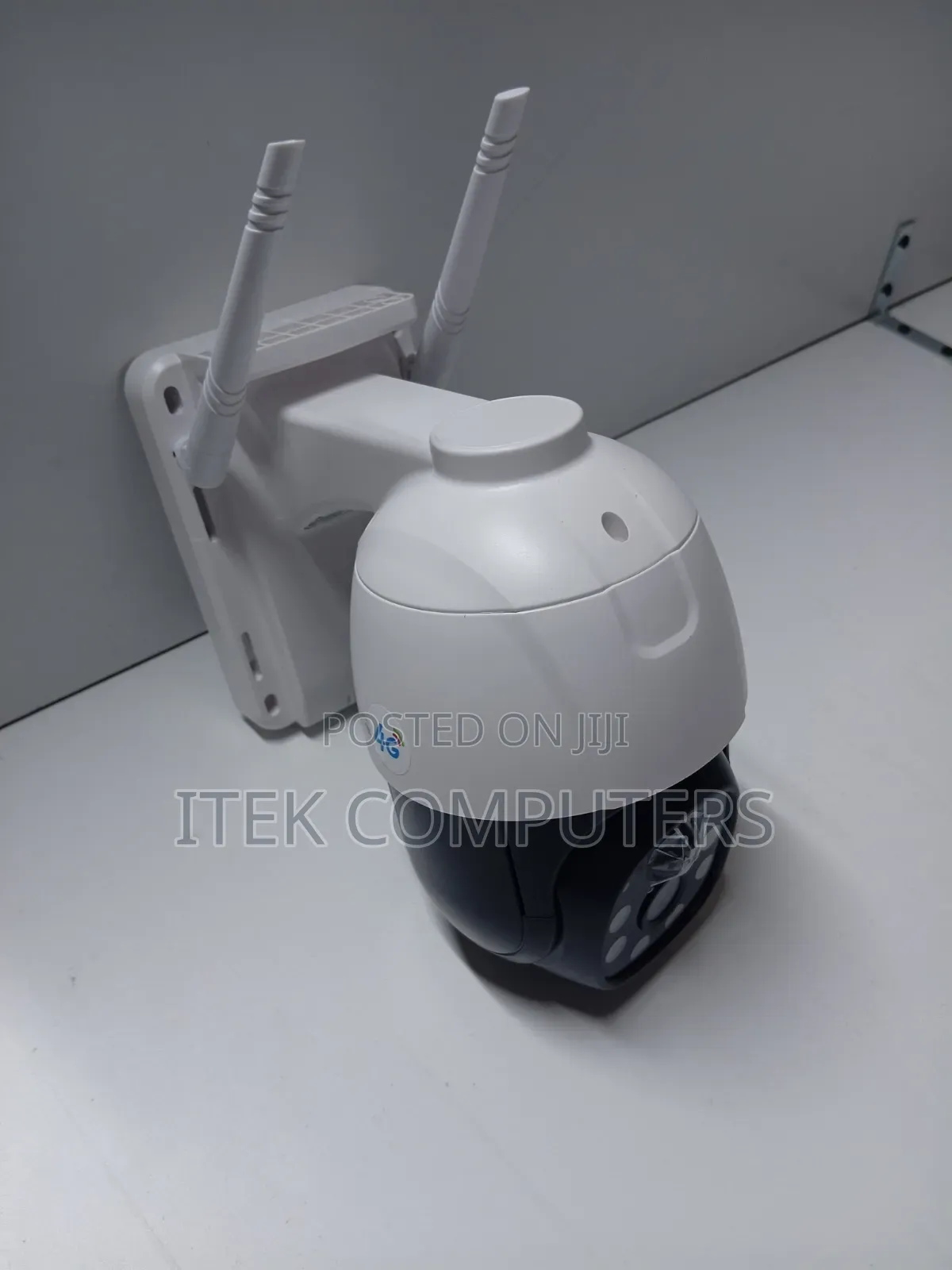 Single Lens 4G Solar CCTV Camera for Shops and Business Premises