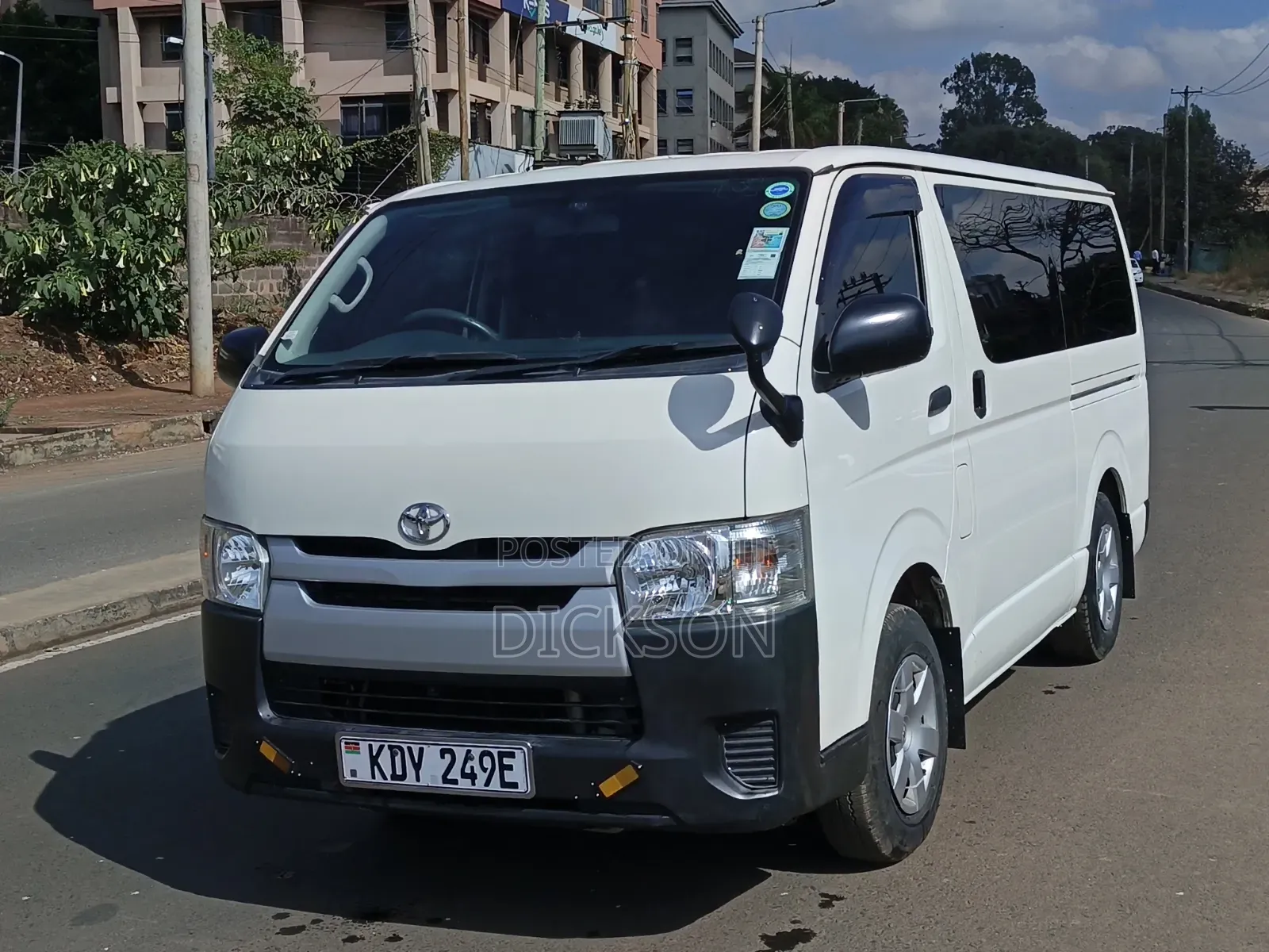 Toyota HiAce 2019 White