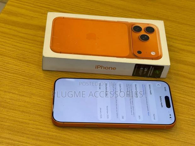 Apple iPhone 17 Pro Max 256 GB Orange - main view