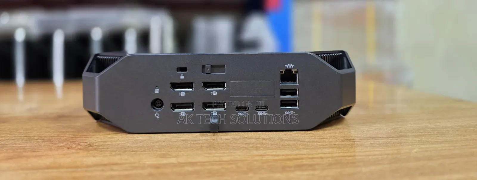 Desktop Computer HP Z2 16GB Intel Xeon SSD 512GB