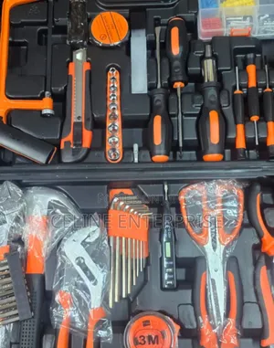 Professional Electrician Hand Tool Set – 118 Pieces