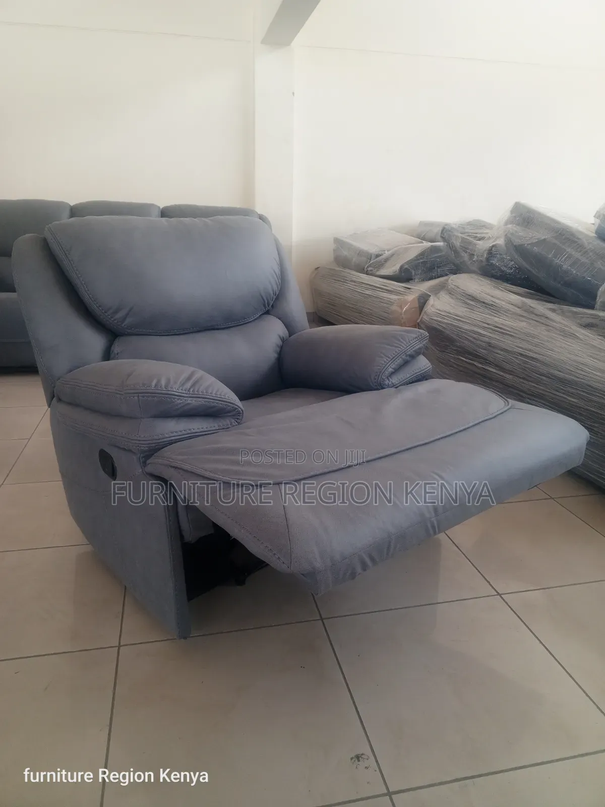 1 Seater Luxurious Durable Gray Recliner Sofa