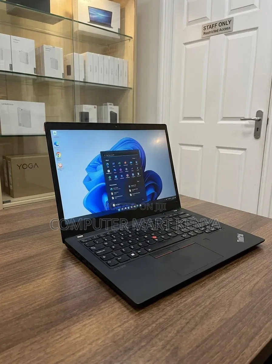 New Laptop Lenovo ThinkPad T14 16GB Intel Core i5 SSD 512GB