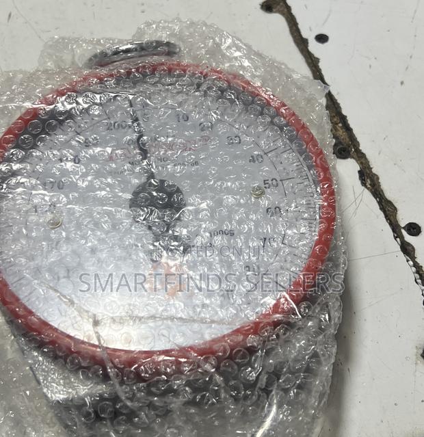 Portable Round Spring Balance Scale for Accurate Weighing - main view