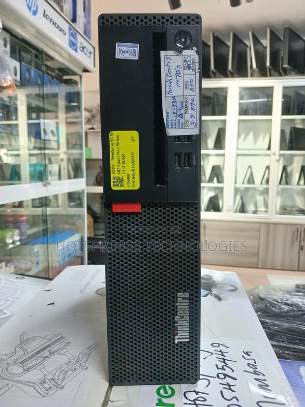 Desktop Computer Lenovo ThinkCentre M715 8GB AMD Ryzen 7 HDD 500GB