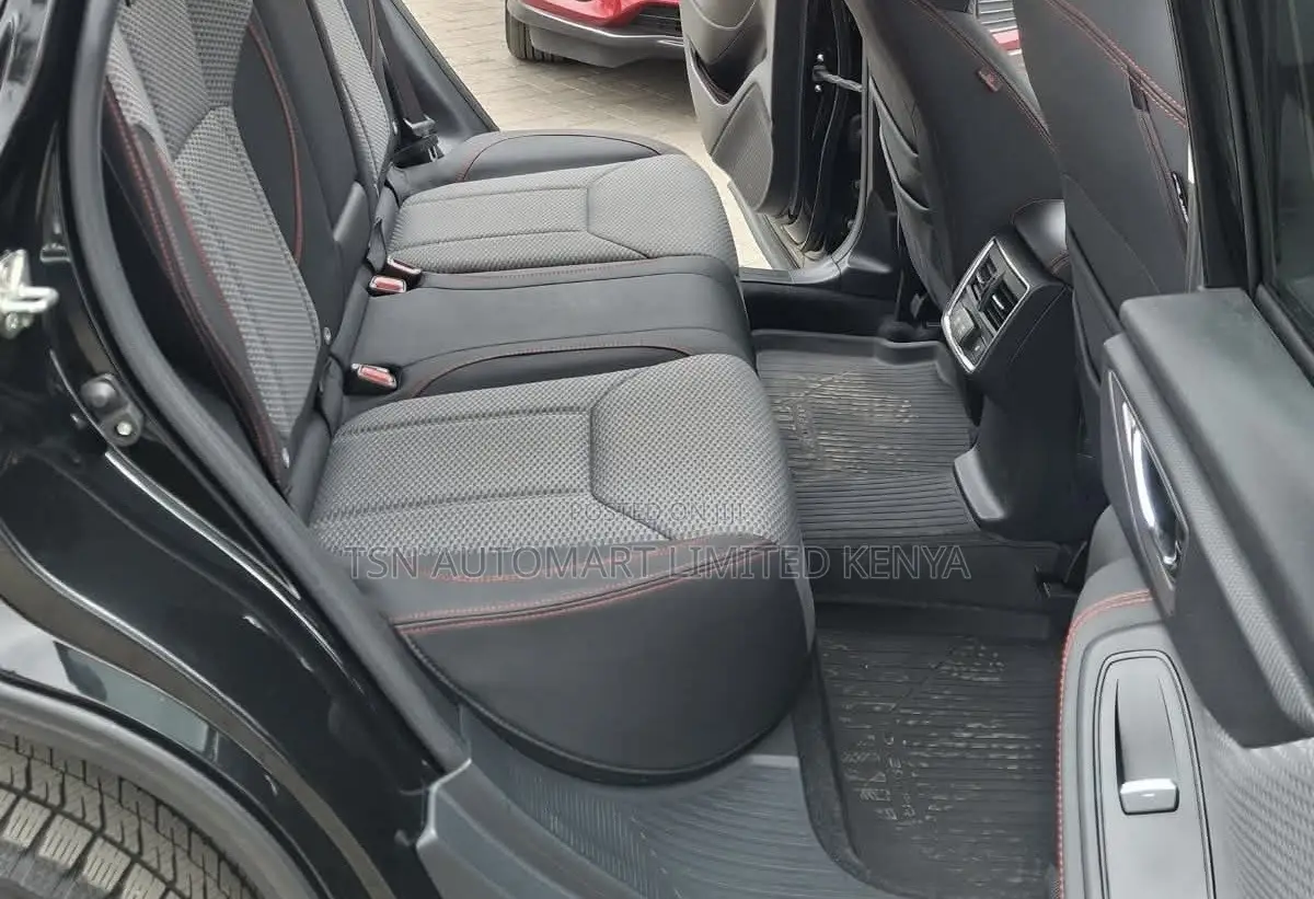 Subaru Forester 2019 Black