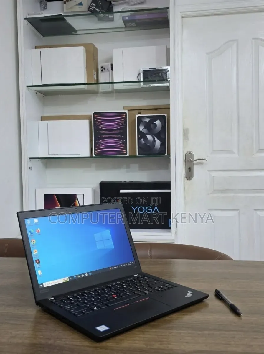 New Laptop Lenovo ThinkPad X280 8GB Intel Core i5 SSD 256GB