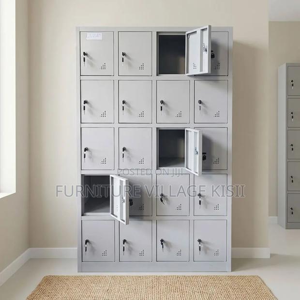 24-Staff Locker Cabinet - main view