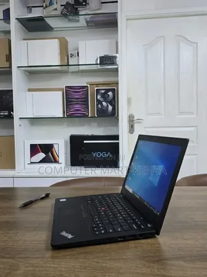 New Laptop Lenovo ThinkPad X280 8GB Intel Core i5 SSD 256GB