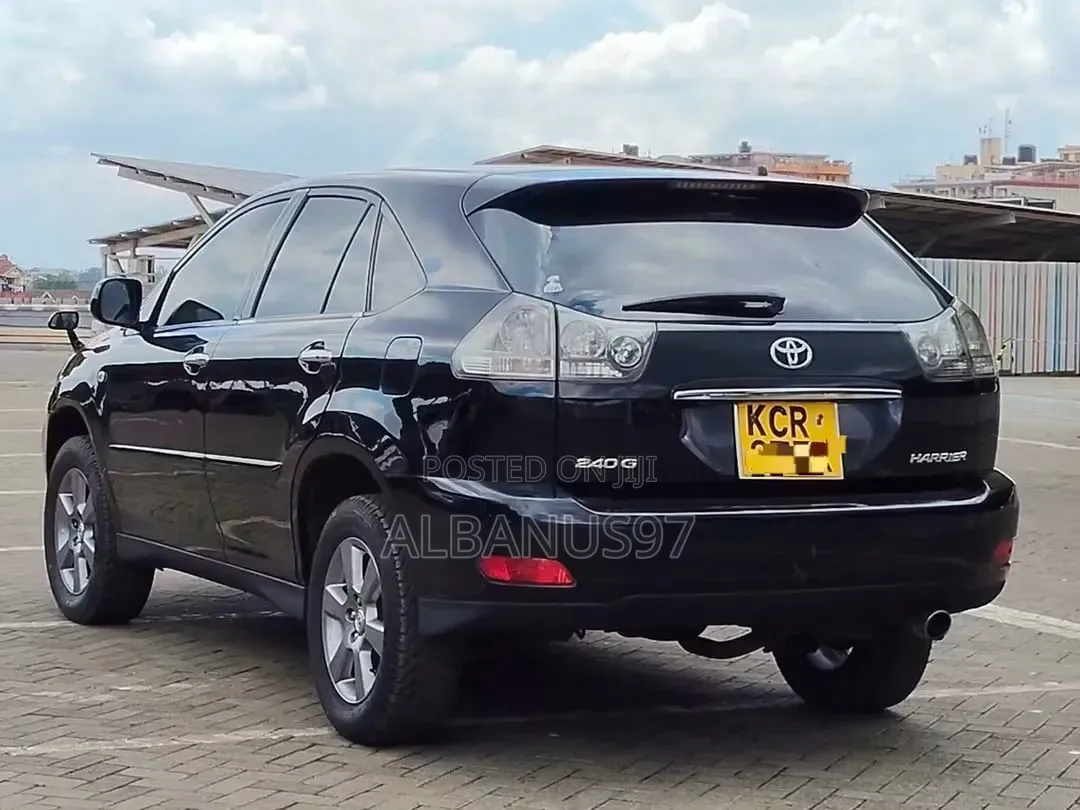 Toyota Harrier 2.4 2012 Black
