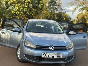 Volkswagen Golf 2012 Blue