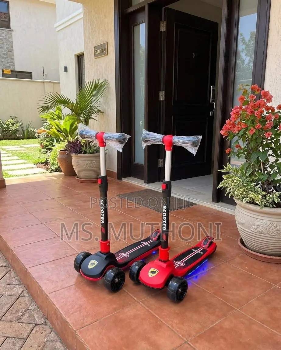 Ferrari-Style Kids 3-Wheel Scooter