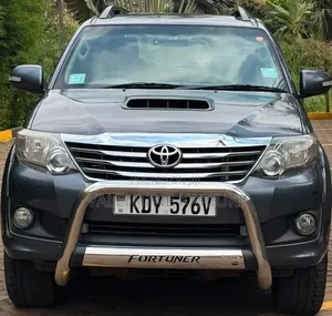 Toyota Fortuner 2013 Gray