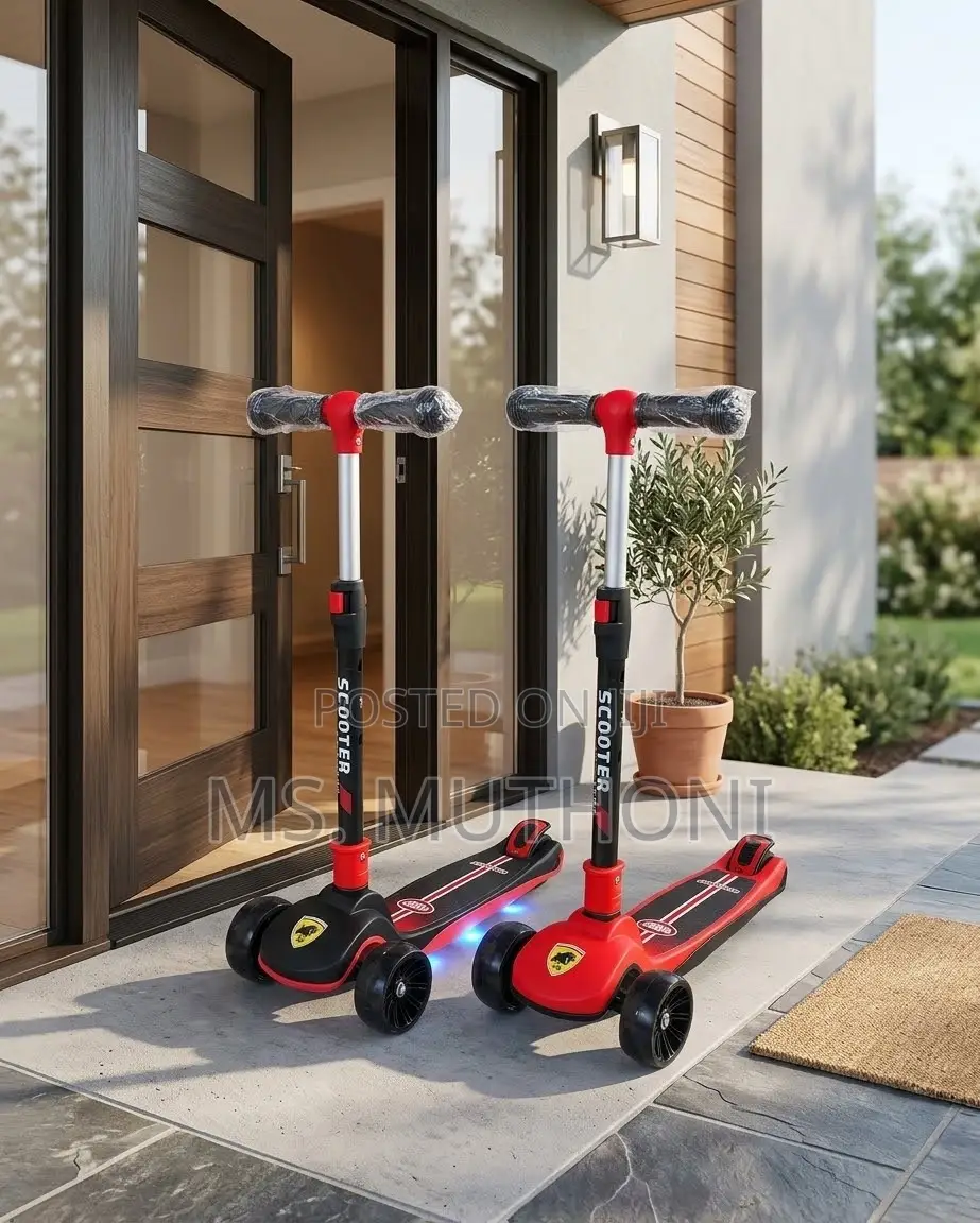 Ferrari Monza Lightning 3-Wheel Scooter