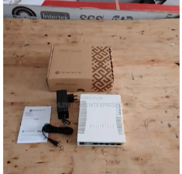 MikroTik RB951Ui-2HnD Advanced Wireless Router