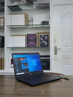 New Laptop Dell Latitude 7390 8GB Intel Core i5 SSD 256GB