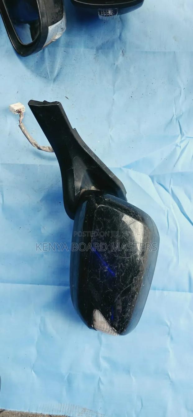 Honda Insight Side Mirror - thumbnail 2